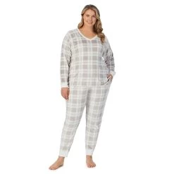 Plus Size Cuddl Duds® Velour Fleece V-Neck Pajama Top And Banded Bottom Pajama Pants Sleep Set